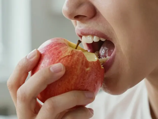 Praskliny na zubech: Příčiny, prevence a řešení
